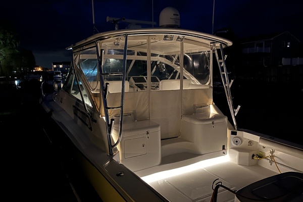 Outlaw 32ft Cabo Yacht For Sale