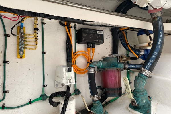 Outlaw 32ft Cabo Yacht For Sale