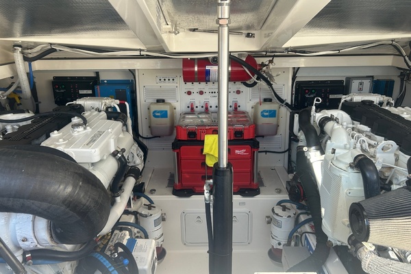 Outlaw 32ft Cabo Yacht For Sale