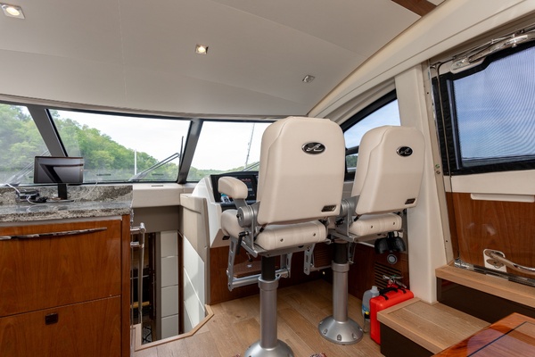 JANIE 65ft Sea Ray Yacht For Sale