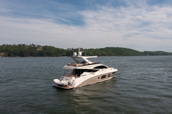 Photo of the 2018 Sea Ray L650 FLY "JANIE"