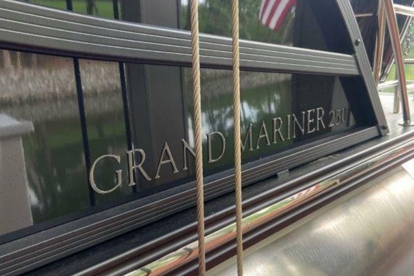 25ft Harris Yacht For Sale