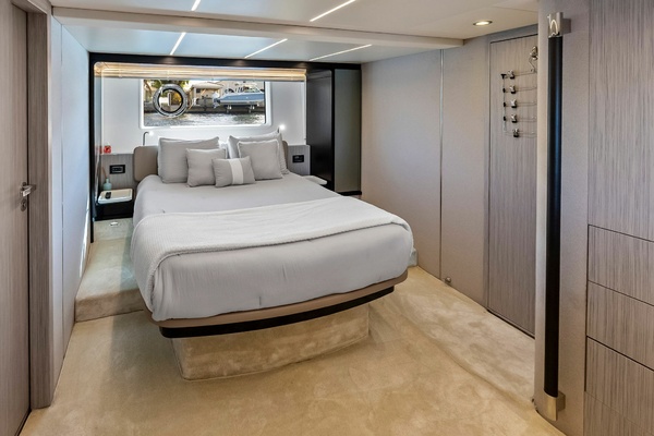 Le Maurice 66ft Azimut Yacht For Sale