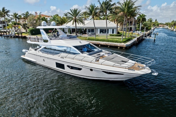 Photo of the 2020 Azimut Flybridge "Le Maurice"