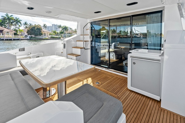 Le Maurice 66ft Azimut Yacht For Sale