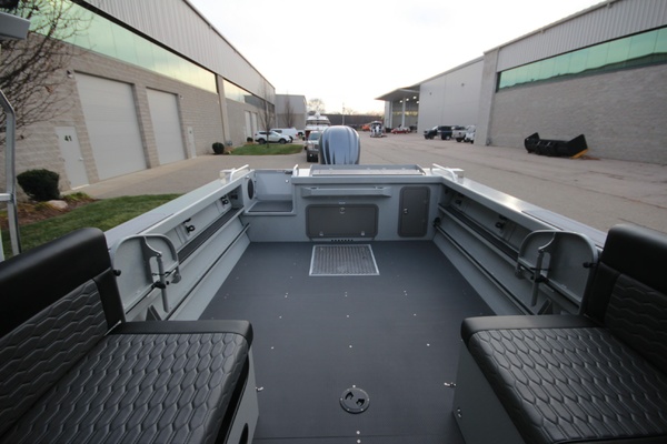 Boat Show Special Pricing 24ft Weldcraft Yacht For Sale