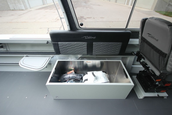 Boat Show Special Pricing 24ft Weldcraft Yacht For Sale