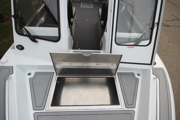 Boat Show Special Pricing 24ft Weldcraft Yacht For Sale