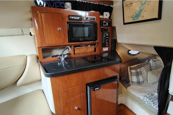 27ft Regal Yacht For Sale