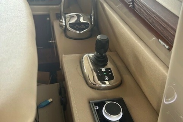 WATER INTO WINE 46ft Sea Ray Yacht For Sale