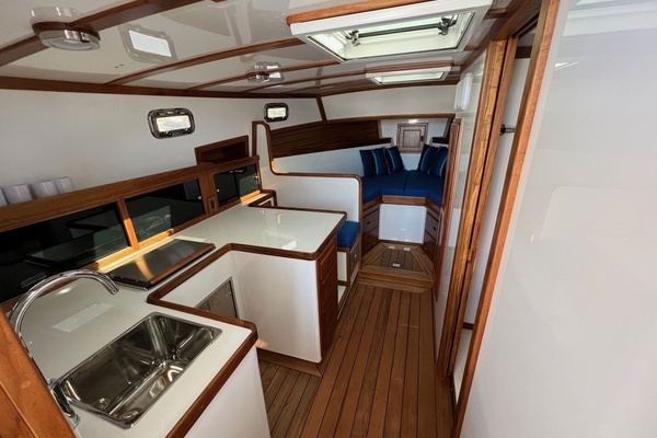 Time  amp  Tide 36ft Ellis Yacht For Sale