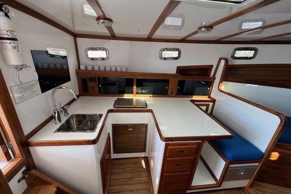 Time  amp  Tide 36ft Ellis Yacht For Sale