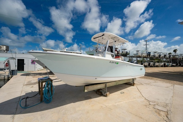 Photo of the 2023 Sea Hunt 234 Ultra