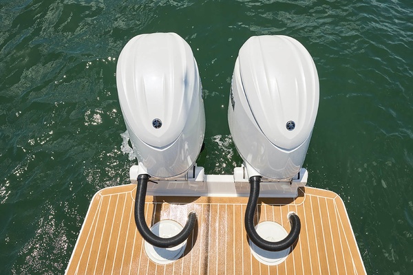 23ft Regulator Yacht For Sale