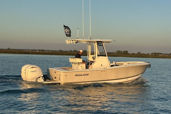 23ft Regulator Yacht For Sale