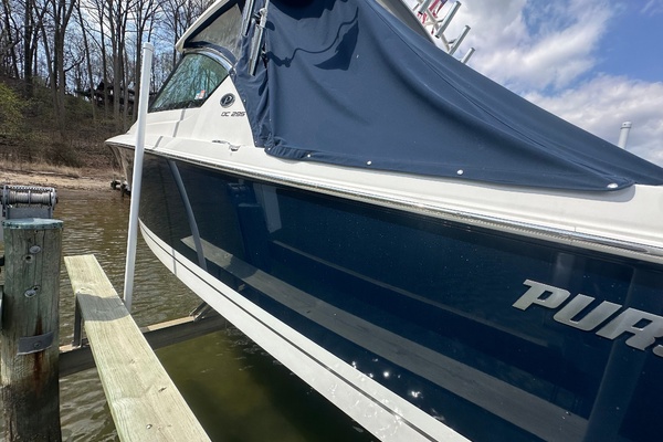 Miss Jeannie II 29ft Pursuit Yacht For Sale