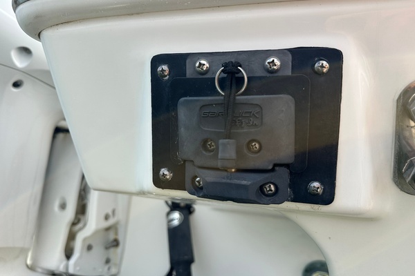 Miss Jeannie II 29ft Pursuit Yacht For Sale