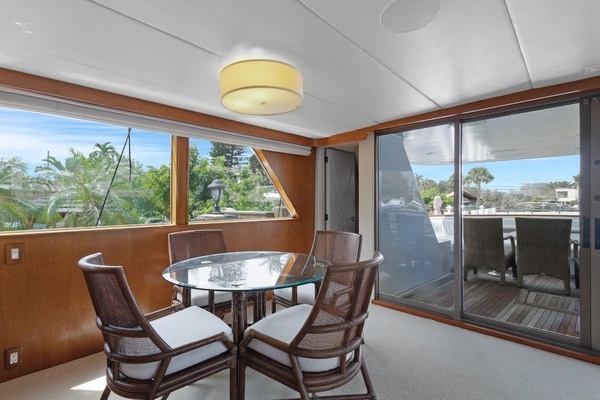 Photo of the 1985 Burger  "ADVENTURER"