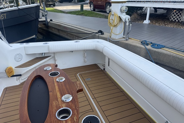 TEASER 37ft Sea Ray Yacht For Sale