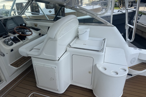 TEASER 37ft Sea Ray Yacht For Sale