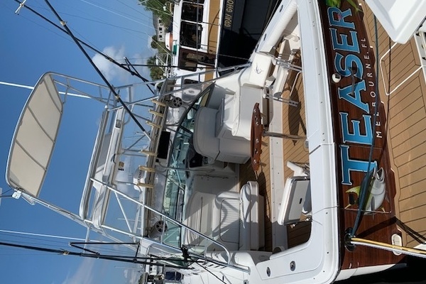 TEASER 37ft Sea Ray Yacht For Sale