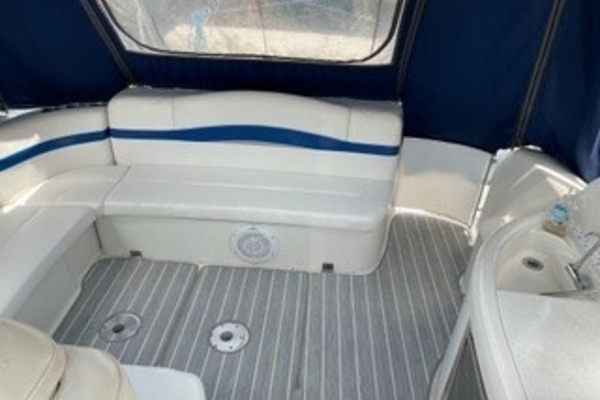 Photo of the 2003 Formula  "WHY KNOT 2"