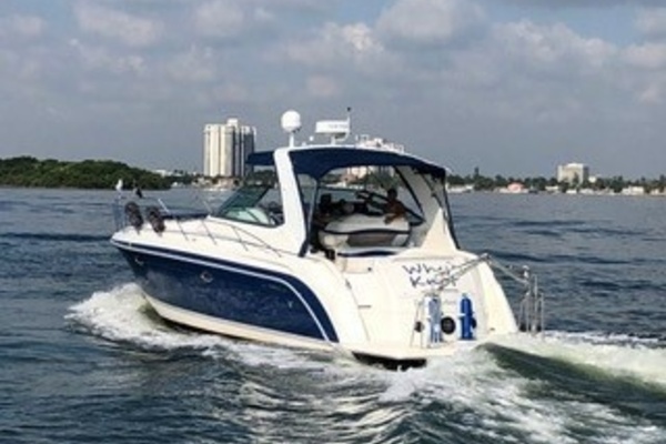 Photo of the 2003 Formula  "WHY KNOT 2"