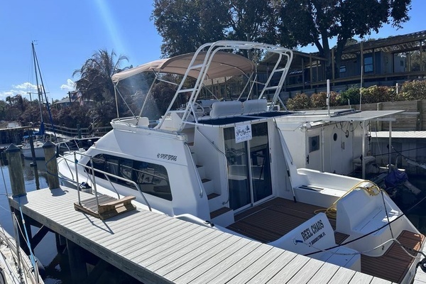 Photo of the 1995 Mainship  "REEL CHAOS"