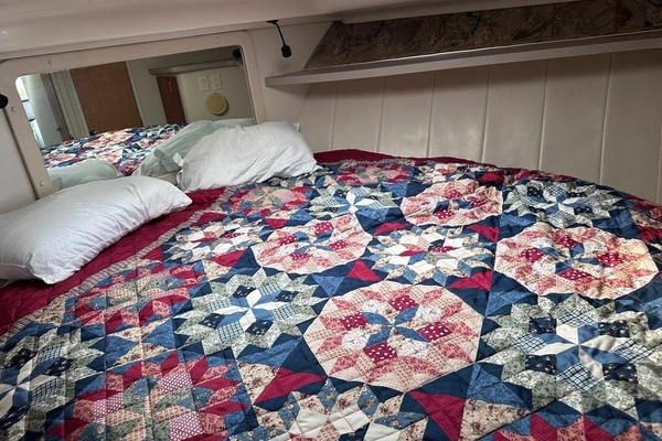 REEL CHAOS 40ft Mainship Yacht For Sale