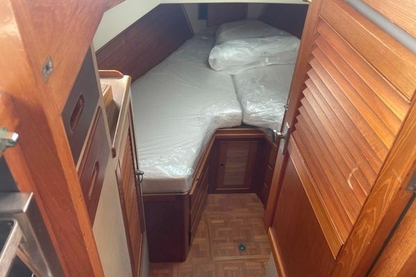Interlude 36ft Grand Banks Yacht For Sale