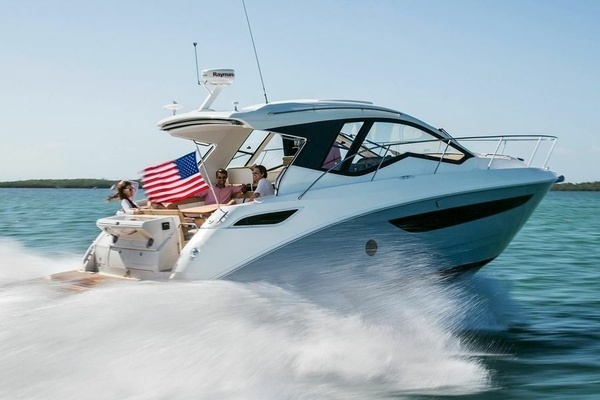 2018 Sea Ray 35