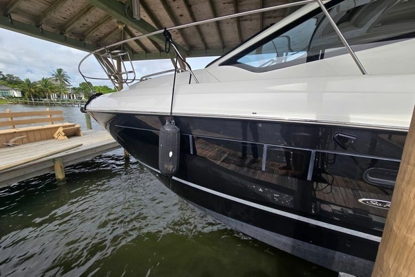 2018 Sea Ray 35