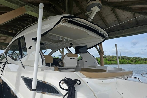 2018 Sea Ray 35