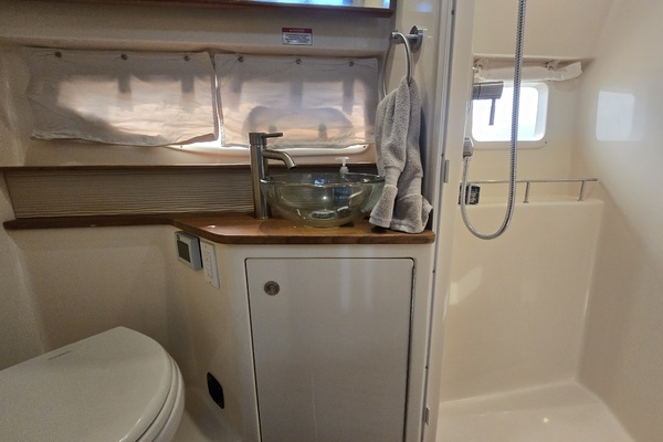35ft Sea Ray Yacht For Sale