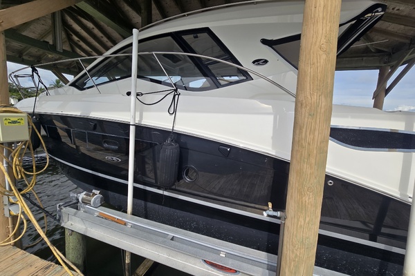 35ft Sea Ray Yacht For Sale