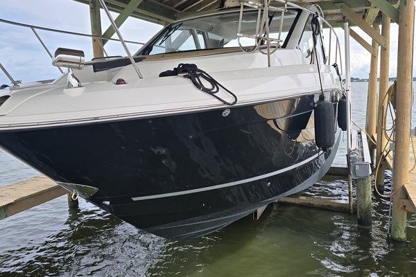35ft Sea Ray Yacht For Sale