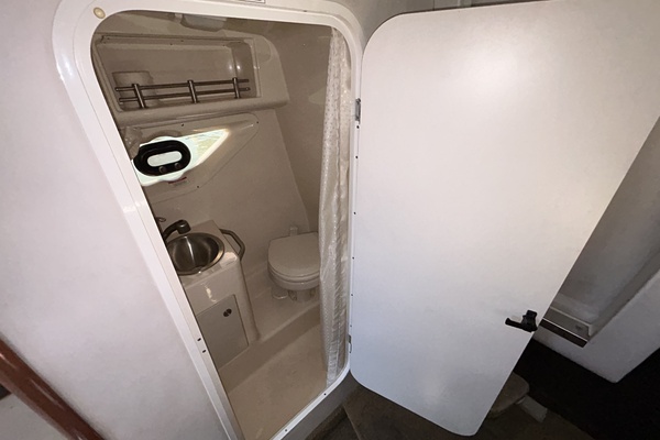 26ft Sea Ray Yacht For Sale