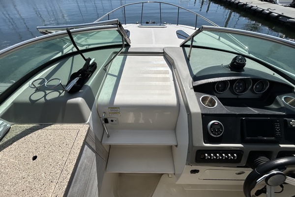 26ft Sea Ray Yacht For Sale