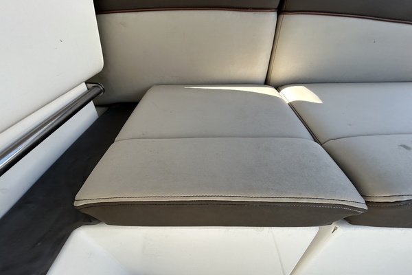 26ft Sea Ray Yacht For Sale