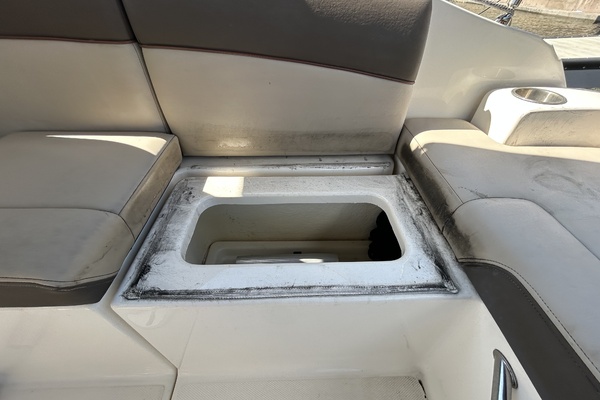 26ft Sea Ray Yacht For Sale