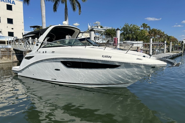 26ft Sea Ray Yacht For Sale