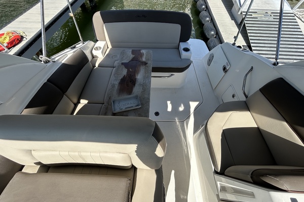 26ft Sea Ray Yacht For Sale