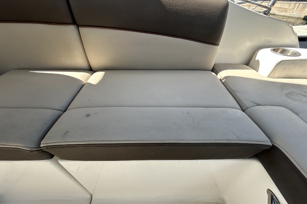 26ft Sea Ray Yacht For Sale