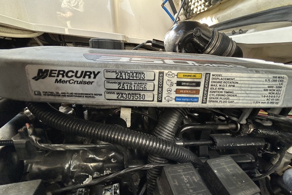 26ft Sea Ray Yacht For Sale