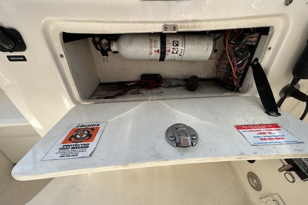 26ft Sea Ray Yacht For Sale