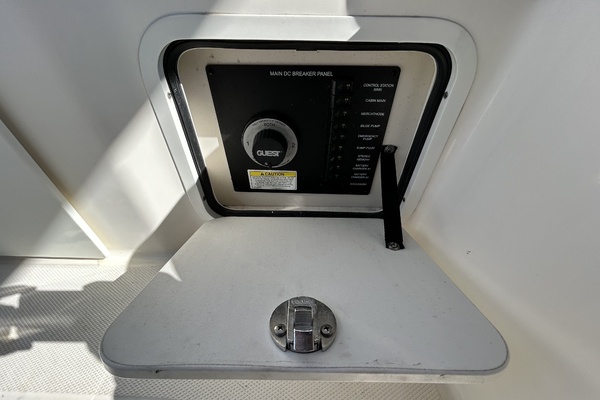 26ft Sea Ray Yacht For Sale