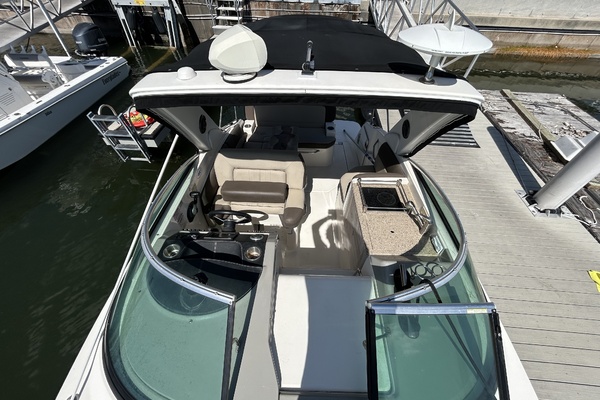 26ft Sea Ray Yacht For Sale