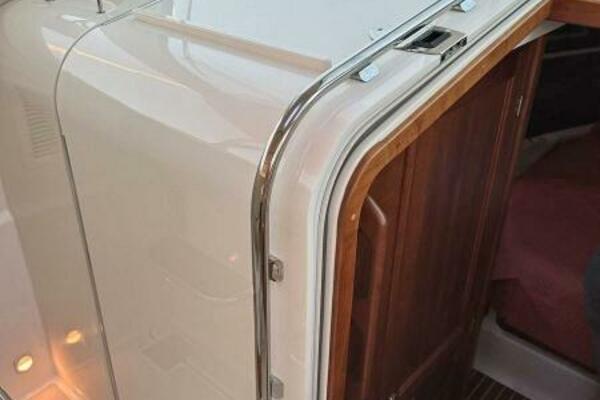 BELLA FAMIGLIA 32ft Back Cove Yacht For Sale