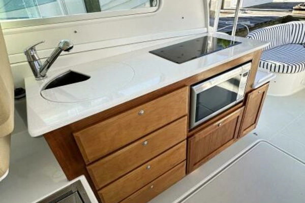 2018 Back Cove 32