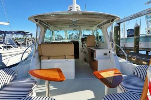 2018 Back Cove 32